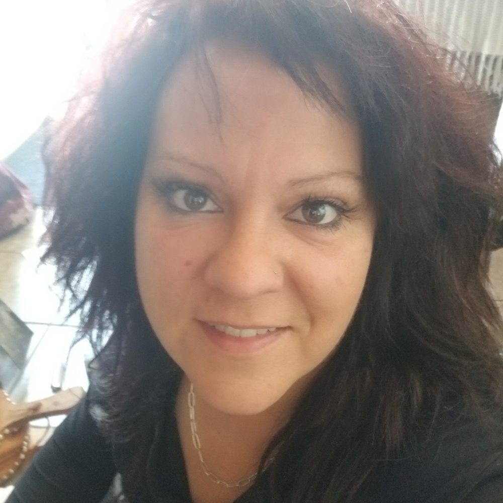 Meet your Posher, Karine